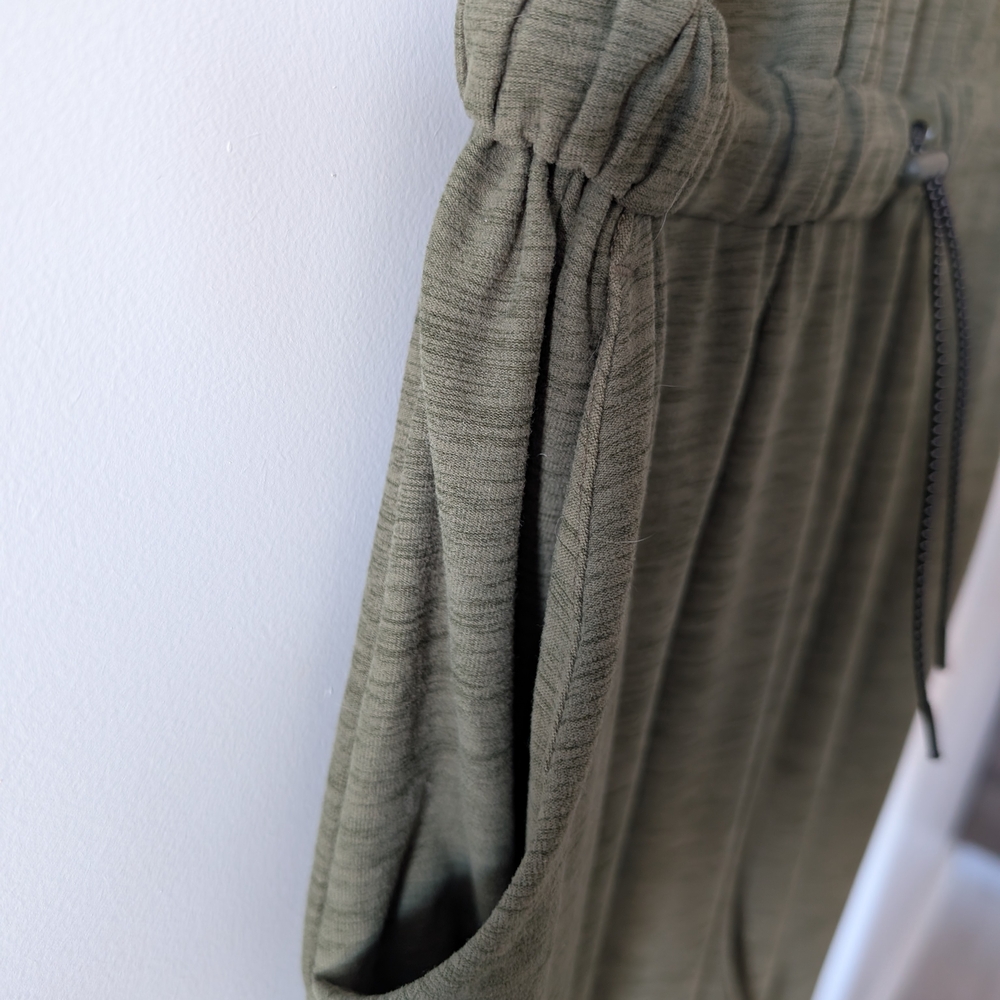 Olive Green Sleeveless Jumpsuit - Picture 5 of 6